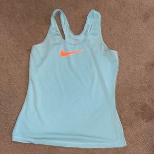 Nike drifit tank